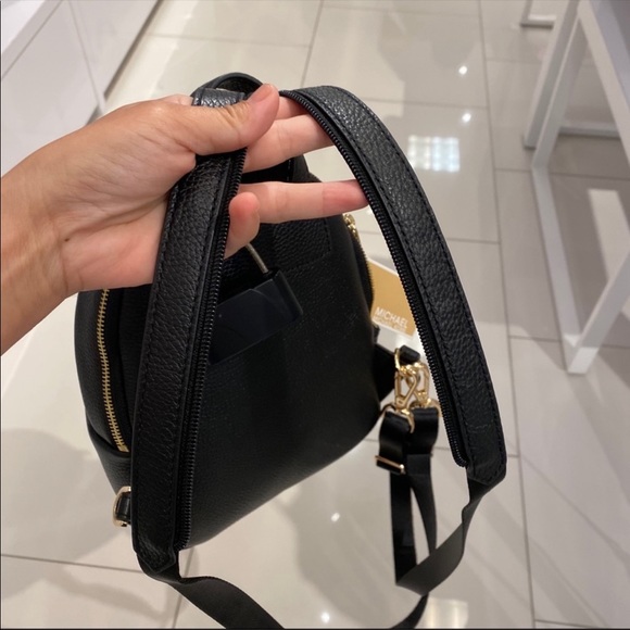 MK SMALL CONVERTIBLE BACKPACK - Picture 2 of 4